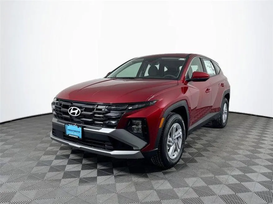 2025 Hyundai Tucson SE photo 1