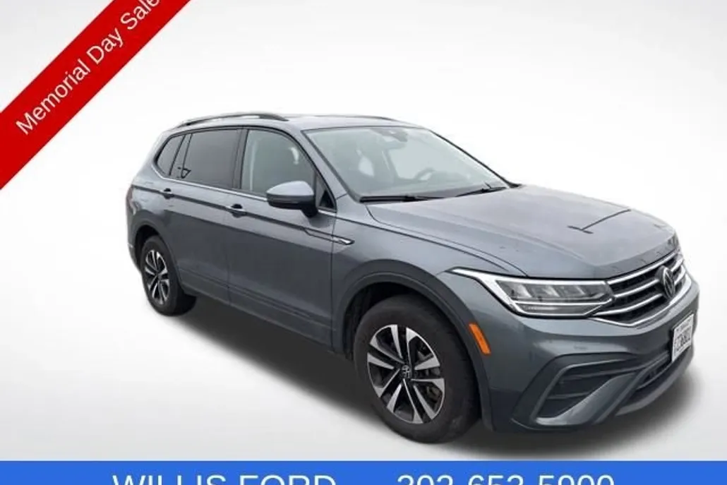 2024 Volkswagen Tiguan S photo 1