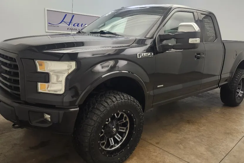 2016 Ford F-150 XLT photo 1