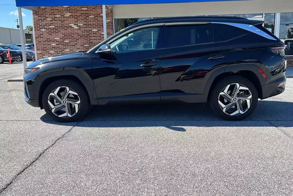 2023 Hyundai Tucson Limited photo 1