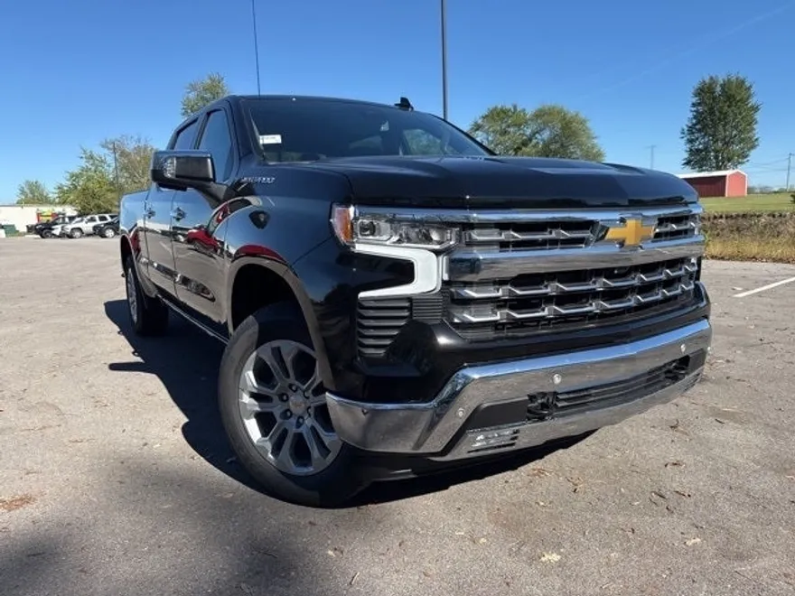 2025 Chevrolet Silverado 1500 LTZ photo 1