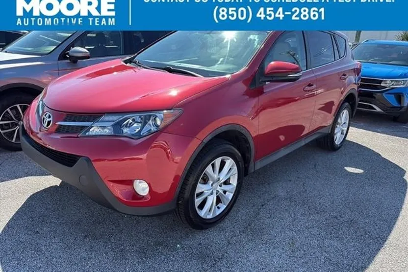 2015 Toyota RAV4 Limited photo 1