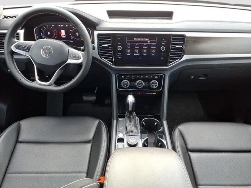 2022 Volkswagen Atlas SE Technology photo 1