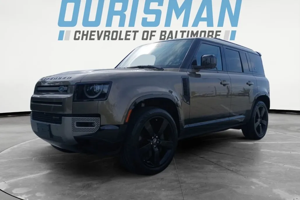 2023 Land Rover Defender X-Dynamic SE photo 1