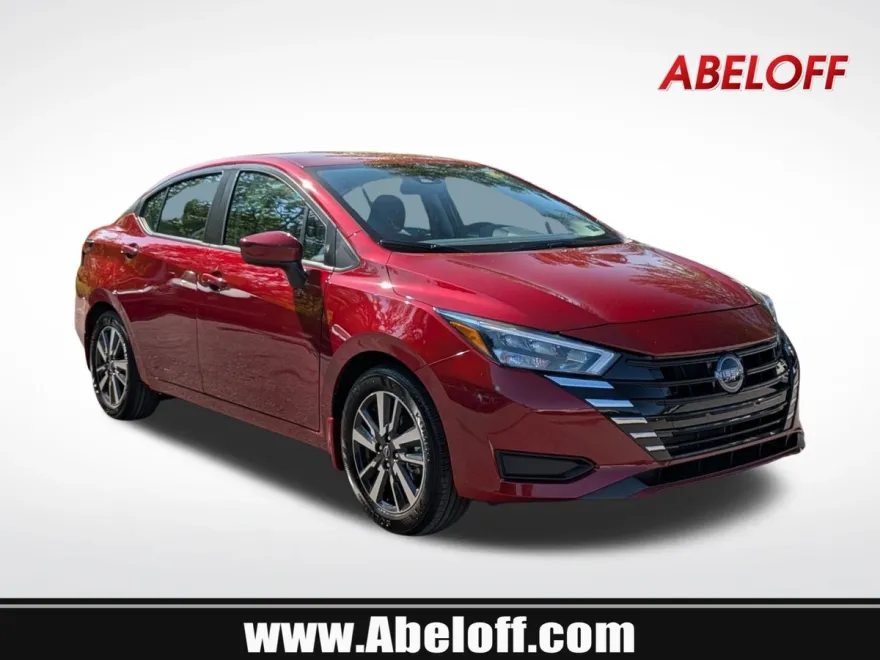 2025 Nissan Versa SV photo 1