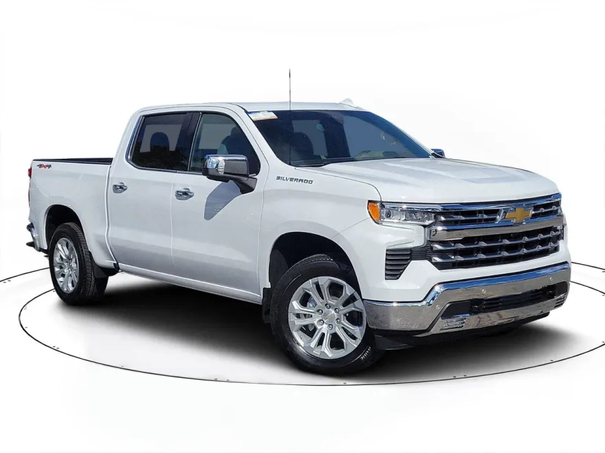 2025 Chevrolet Silverado 1500 LTZ photo 1