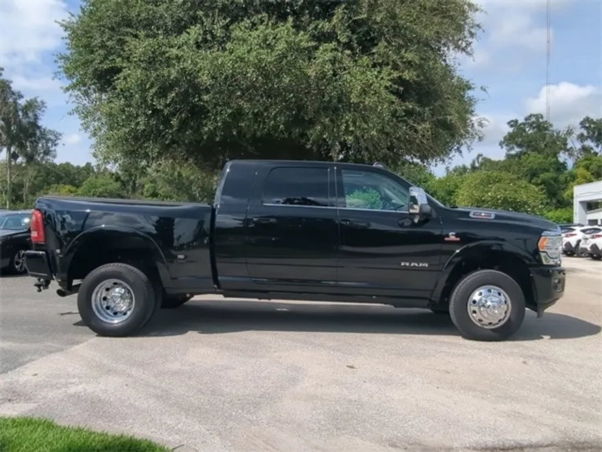 2023 Ram 3500 Limited Longhorn photo 1