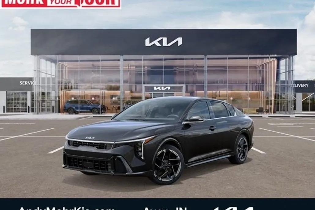 2025 Kia K4 GT-Line photo 1