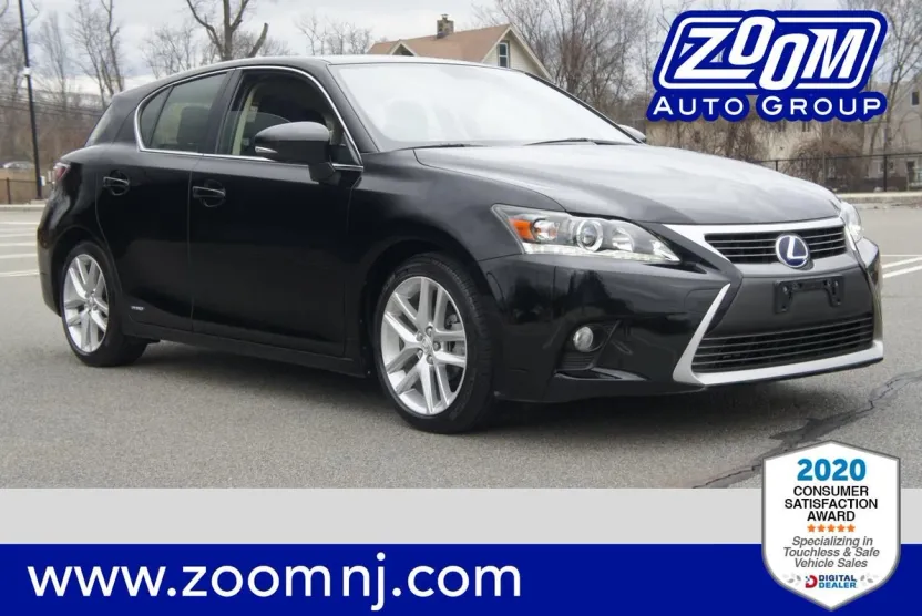 2015 Lexus CT 200h photo 1