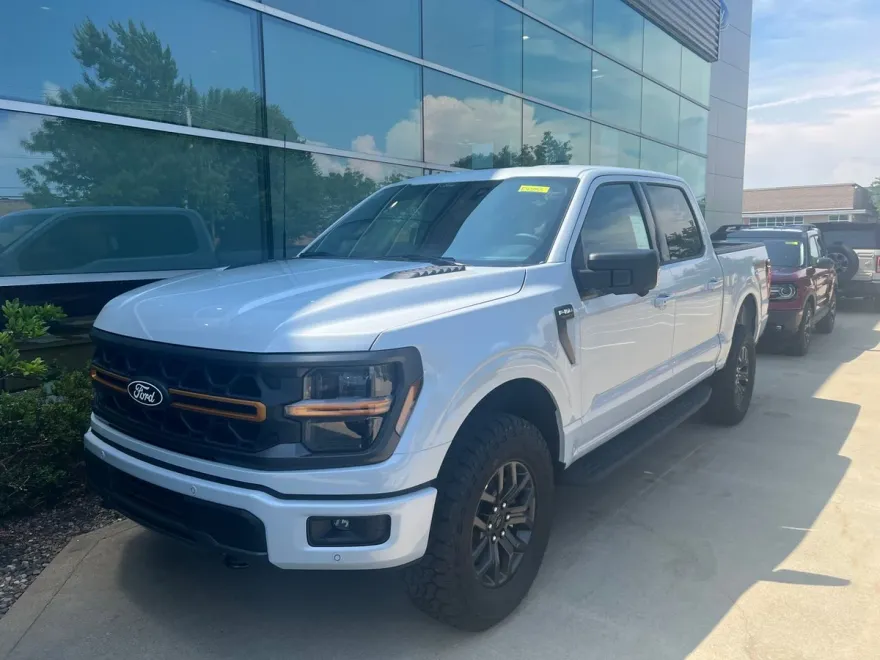 2025 Ford F-150 Tremor photo 1