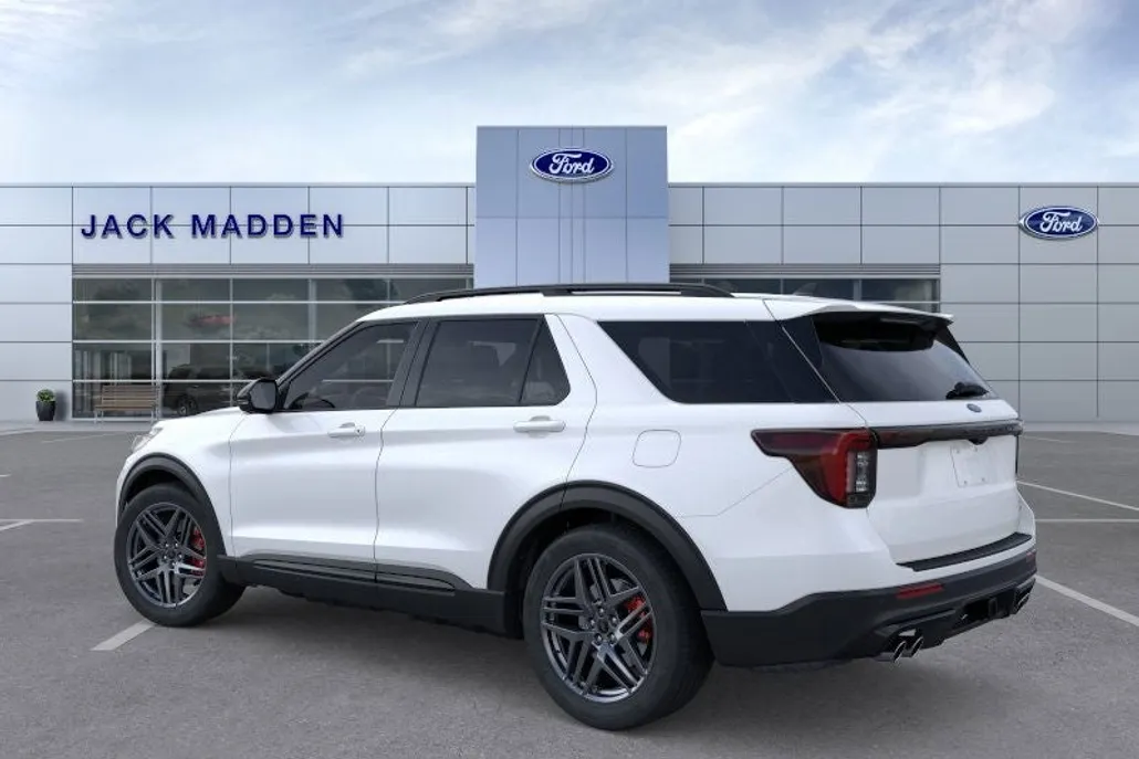 2025 Ford Explorer ST photo 1