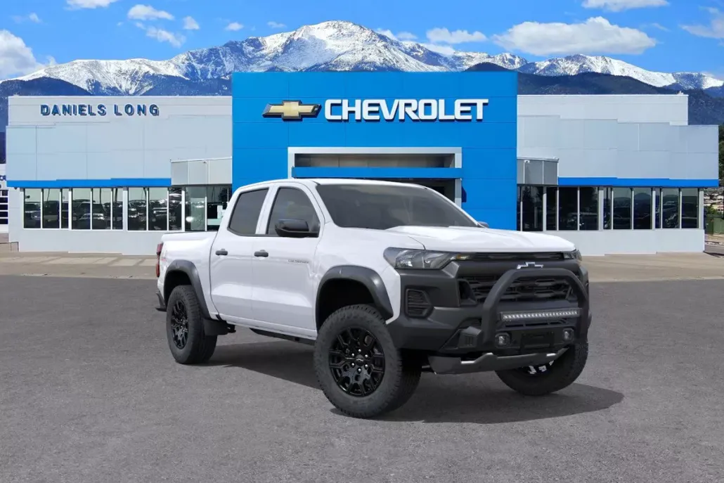 2026 Chevrolet Colorado Trail Boss photo 1