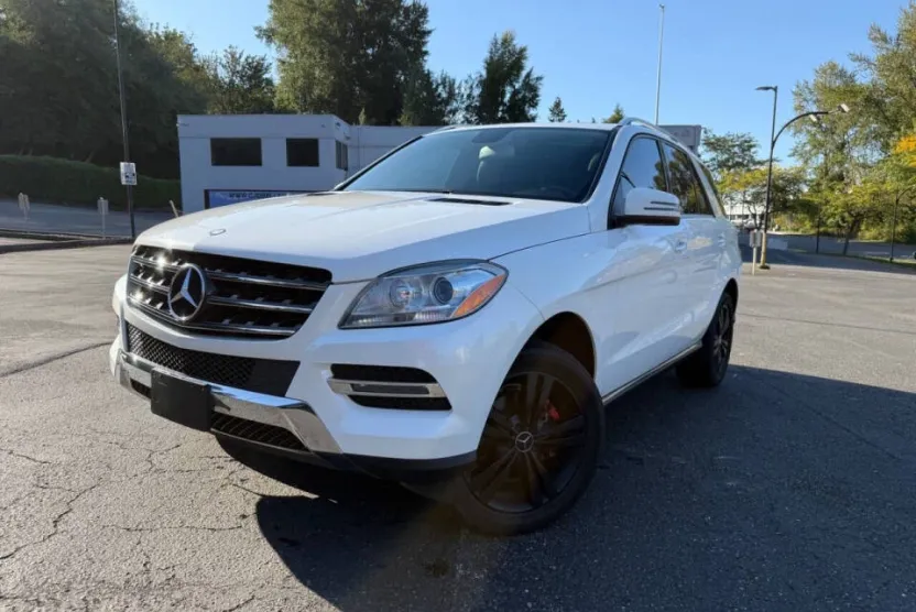 2015 Mercedes Benz ML 350 4MATIC photo 1