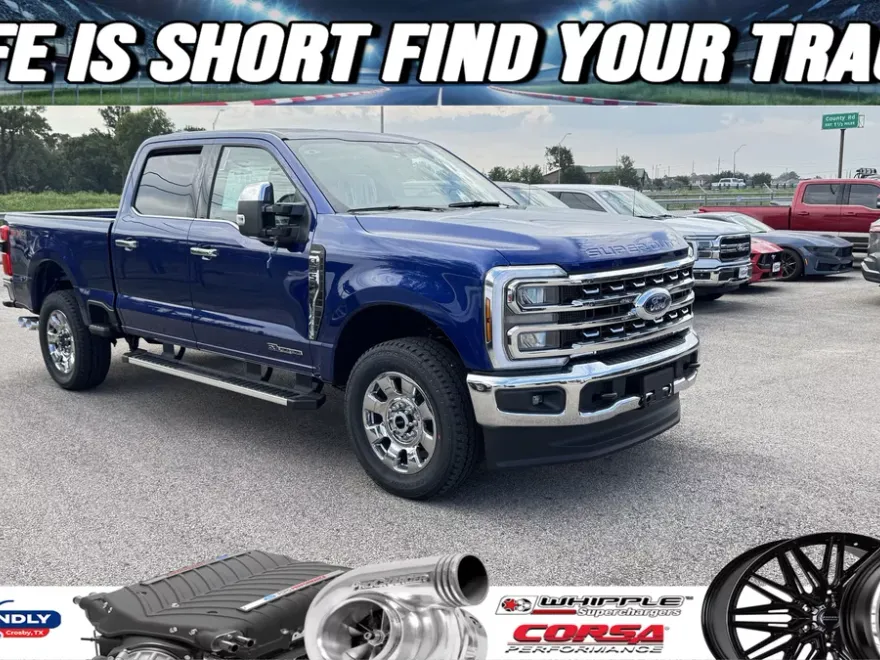 2026 Ford F-250 Lariat photo 1