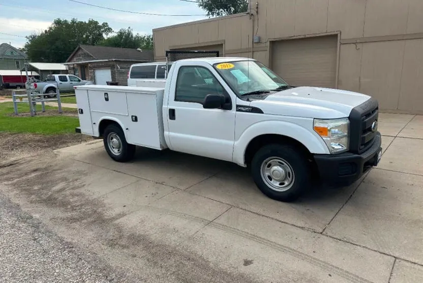 2015 Ford F-250 XL photo 1