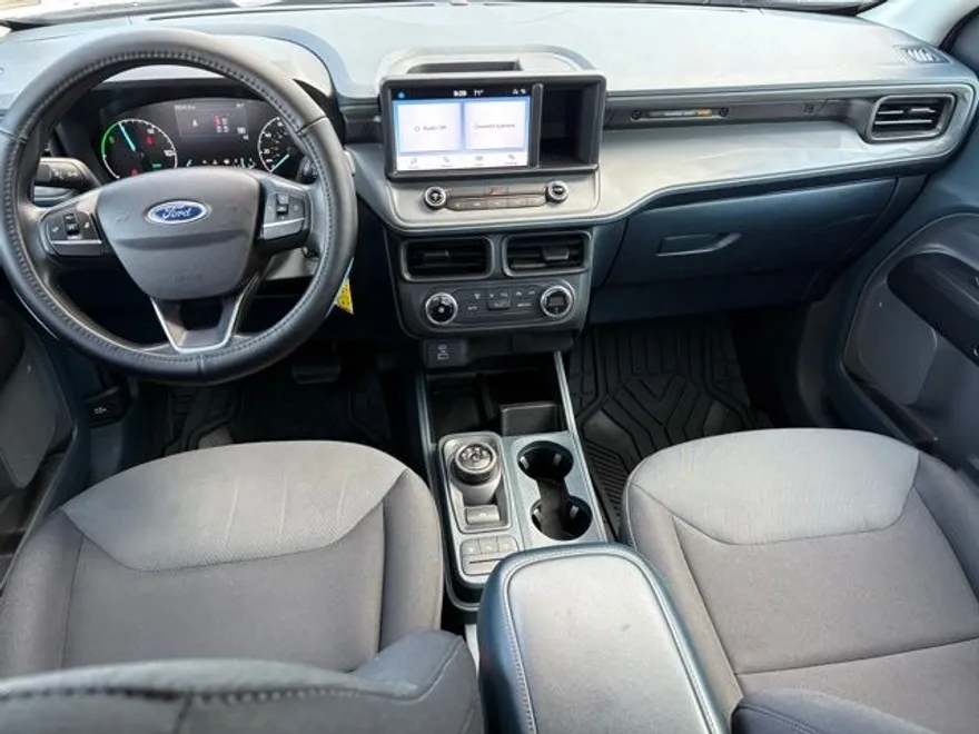 2022 Ford Maverick XL photo 1