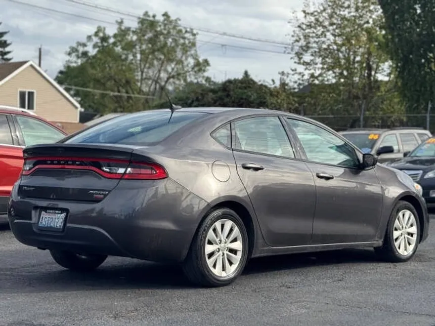 2014 Dodge Dart SE Aero photo 1