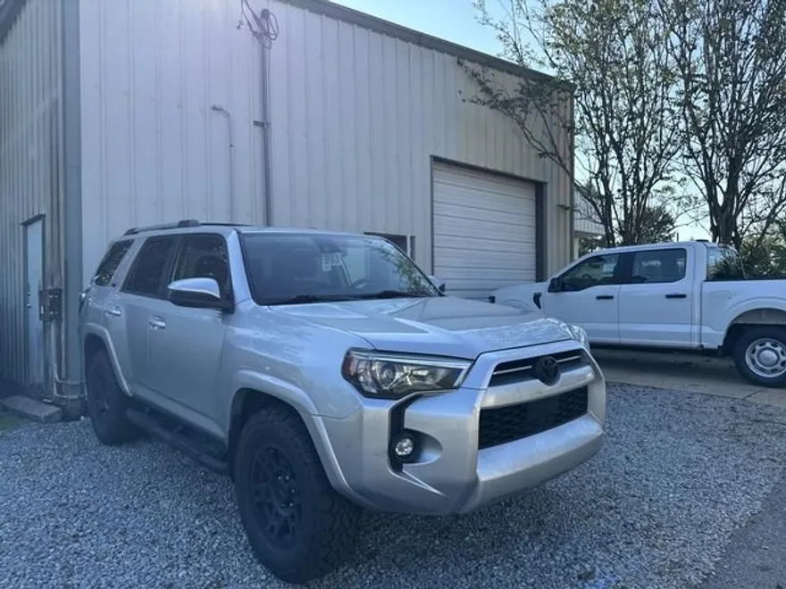 2023 Toyota 4Runner SR5 photo 1