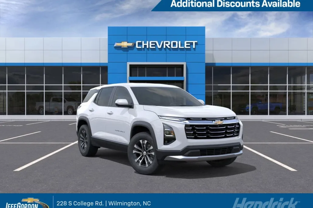 2026 Chevrolet Equinox LT photo 1