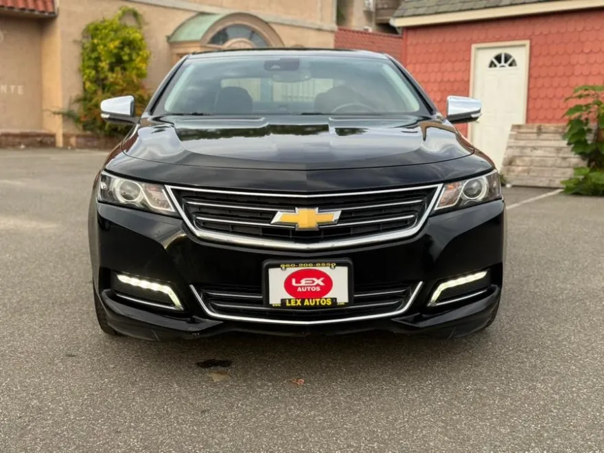 2015 Chevrolet Impala LTZ photo 1