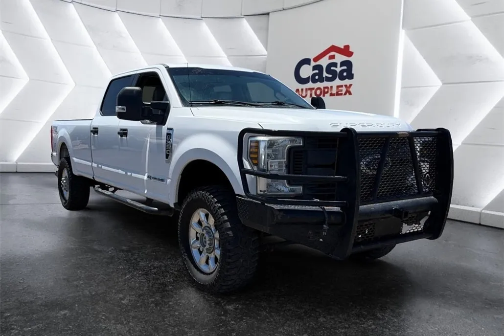 2019 Ford F-350 photo 1