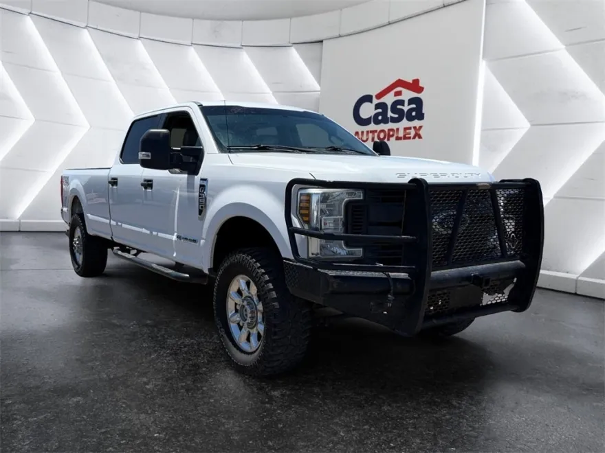 2019 Ford F-350 photo 1
