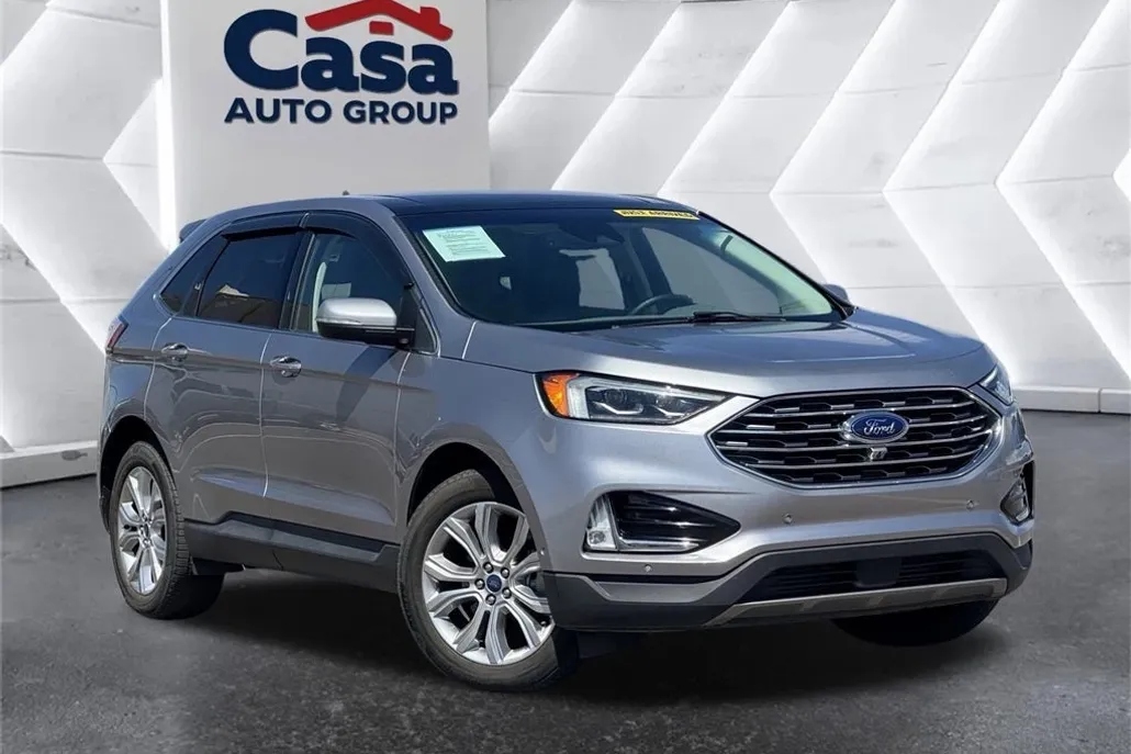 2020 Ford Edge Titanium photo 1