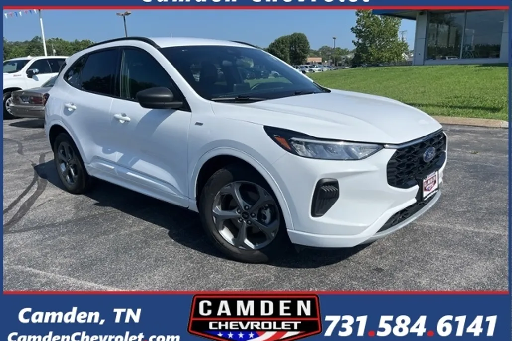2023 Ford Escape ST-Line photo 1