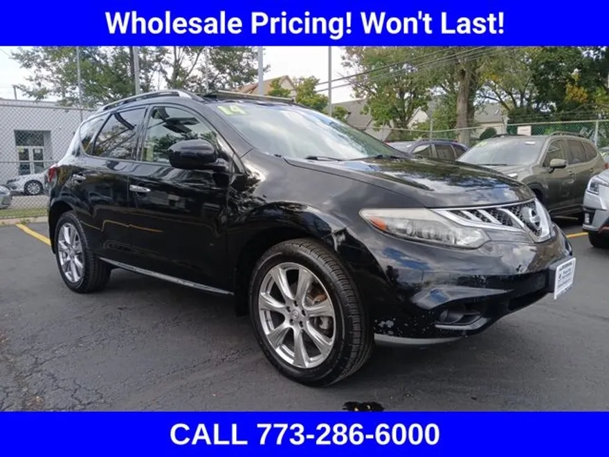 2014 Nissan Murano LE photo 1