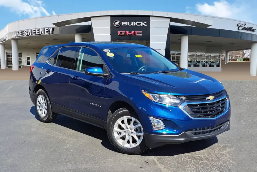 2020 Chevrolet Equinox LT photo 1