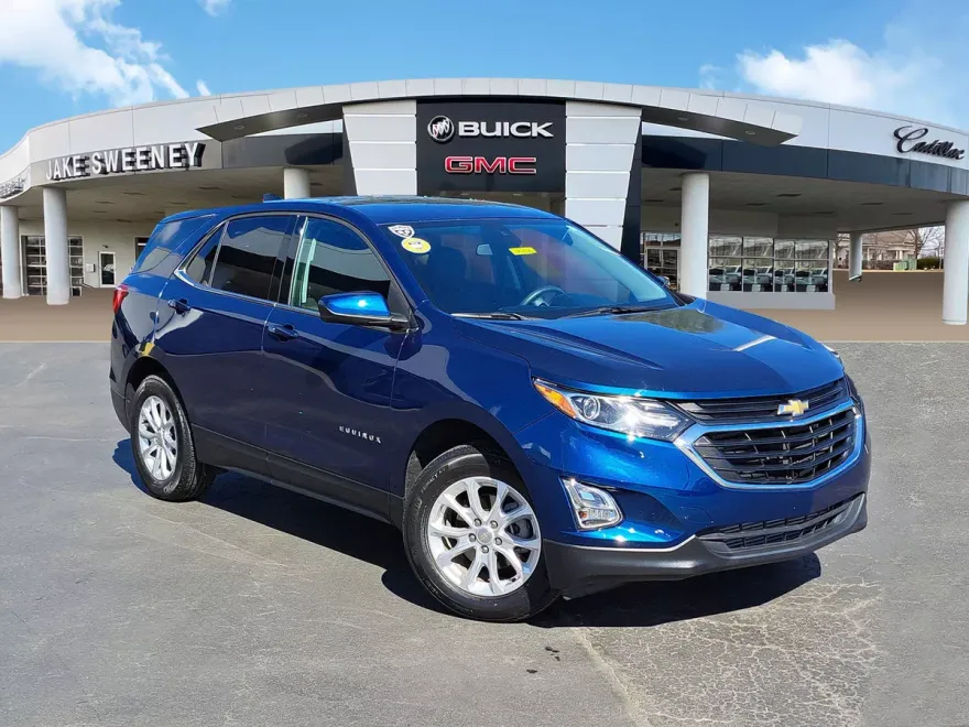 2020 Chevrolet Equinox LT photo 1