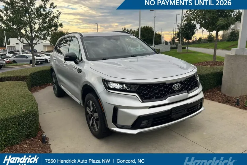 2021 Kia Sorento EX photo 1