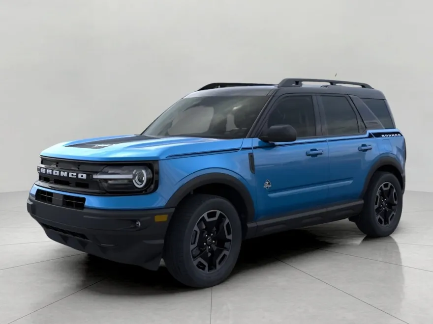2024 Ford Bronco Sport Outer Banks photo 1