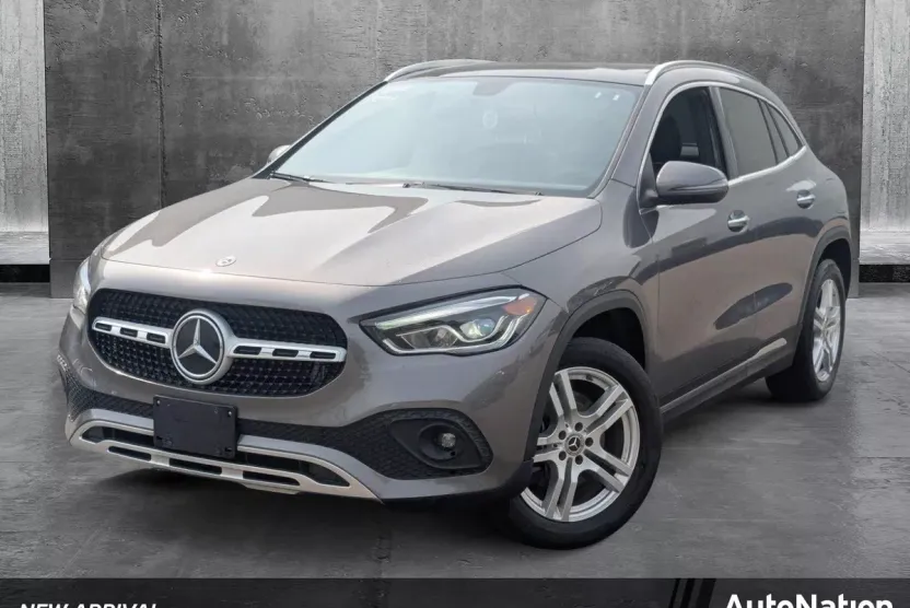 2023 Mercedes Benz GLA 250 4MATIC photo 1