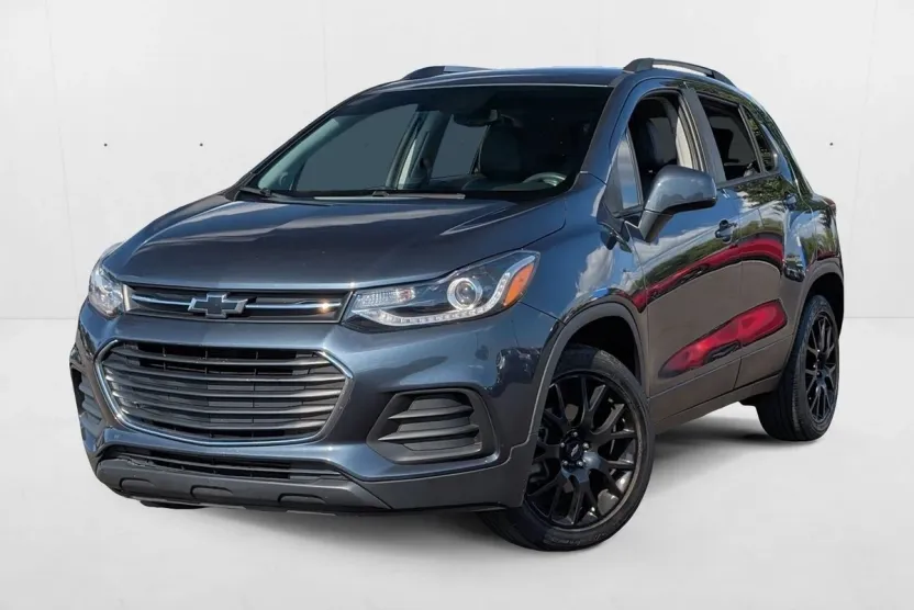 2021 Chevrolet Trax LT photo 1