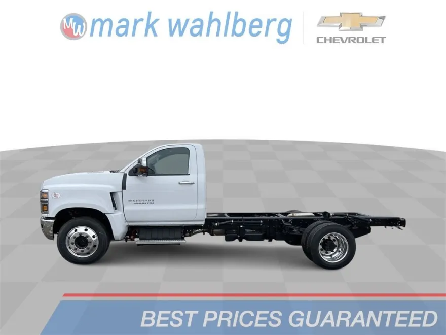 2024 Chevrolet Silverado 5500HD Work Truck photo 1