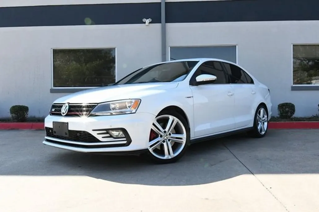 2016 Volkswagen Jetta 2.0T GLI SE photo 1