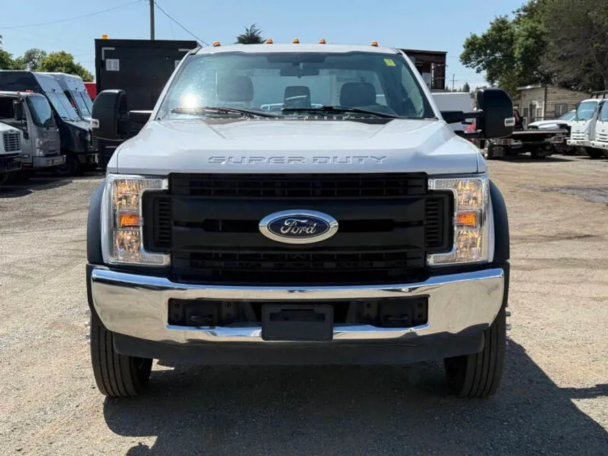 2018 Ford F-550 photo 1