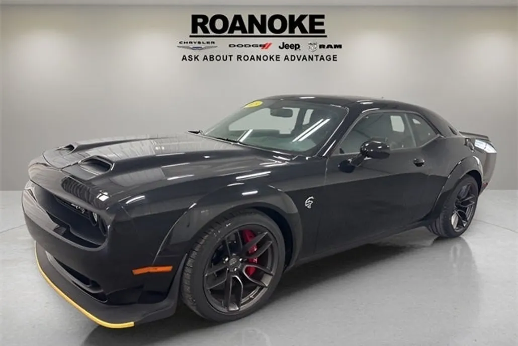 2023 Dodge Challenger SRT8 Hellcat Widebody photo 1