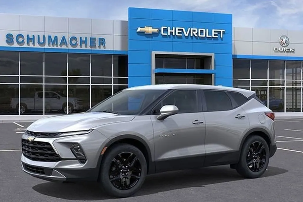 2025 Chevrolet Blazer 2LT photo 1