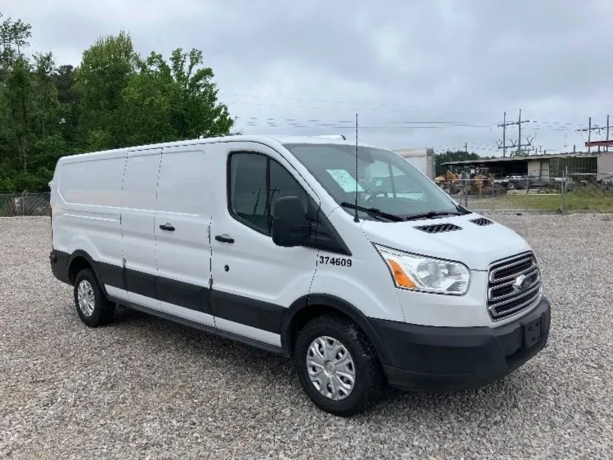 2019 Ford Transit photo 1