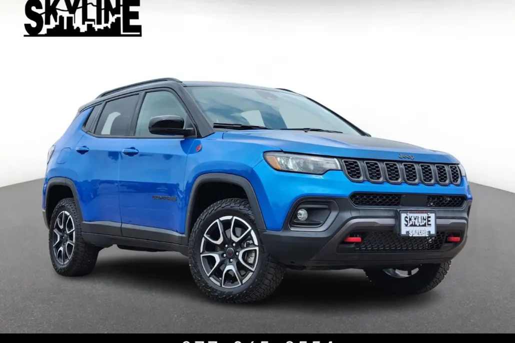 2025 Jeep Compass Trailhawk photo 1