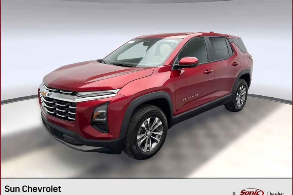 2026 Chevrolet Equinox LT photo 1