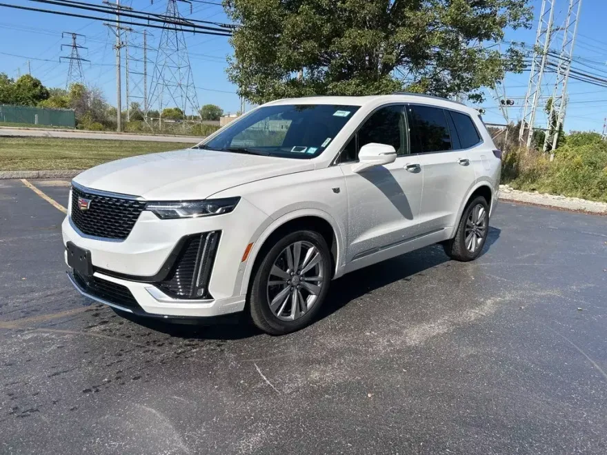 2025 Cadillac XT6 Premium Luxury photo 1
