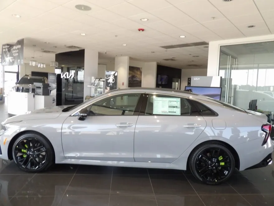 2026 Kia K5 GT photo 1