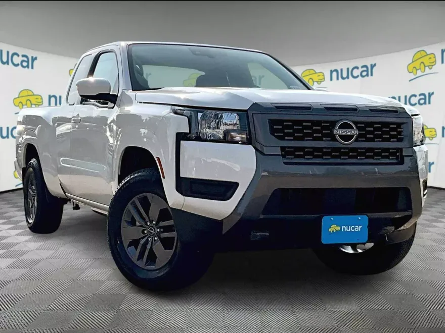 2025 Nissan Frontier SV photo 1