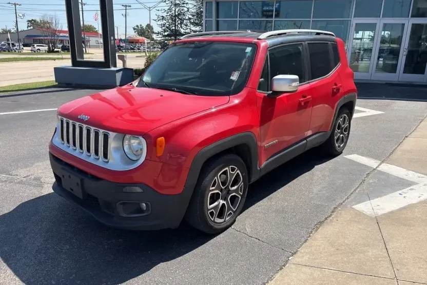 2015 Jeep Renegade Limited photo 1