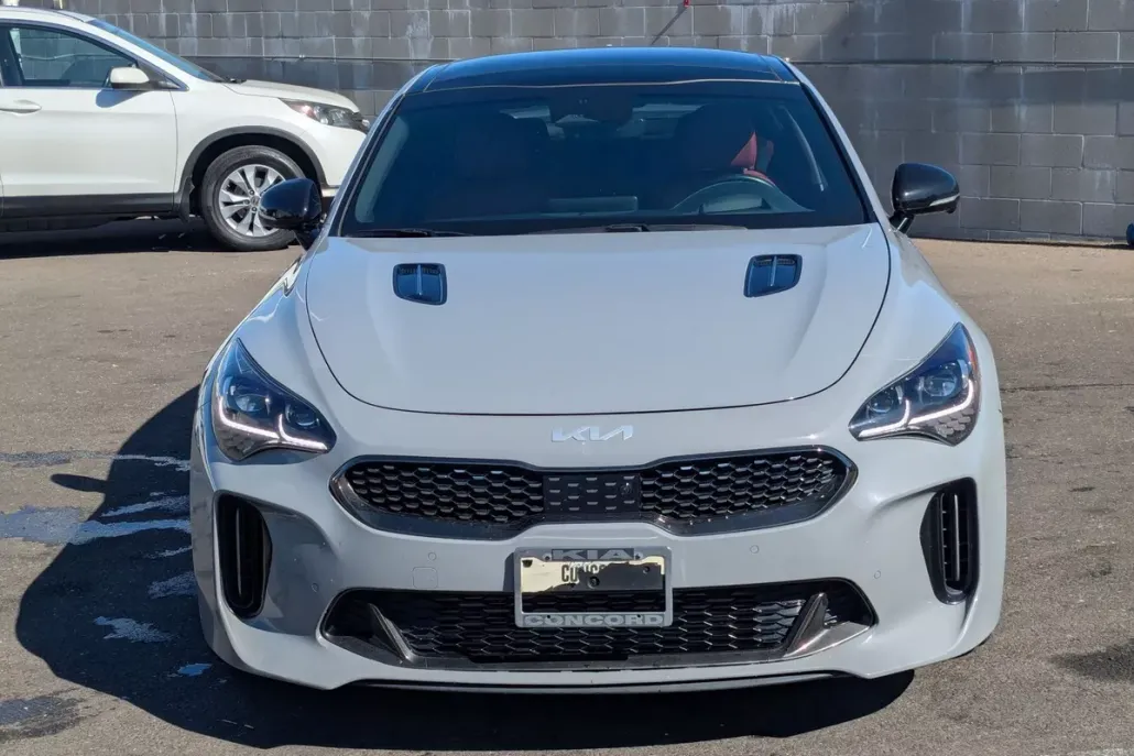 2022 Kia Stinger GT2 photo 1