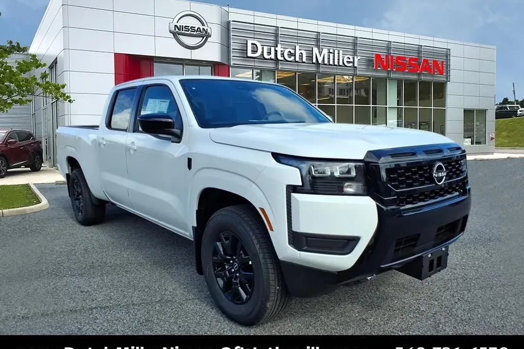 2026 Nissan Frontier SV photo 1