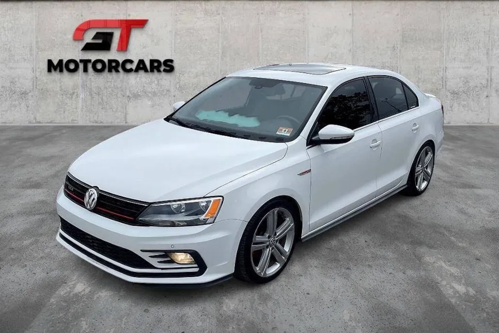 2016 Volkswagen Jetta 2.0T GLI SEL photo 1